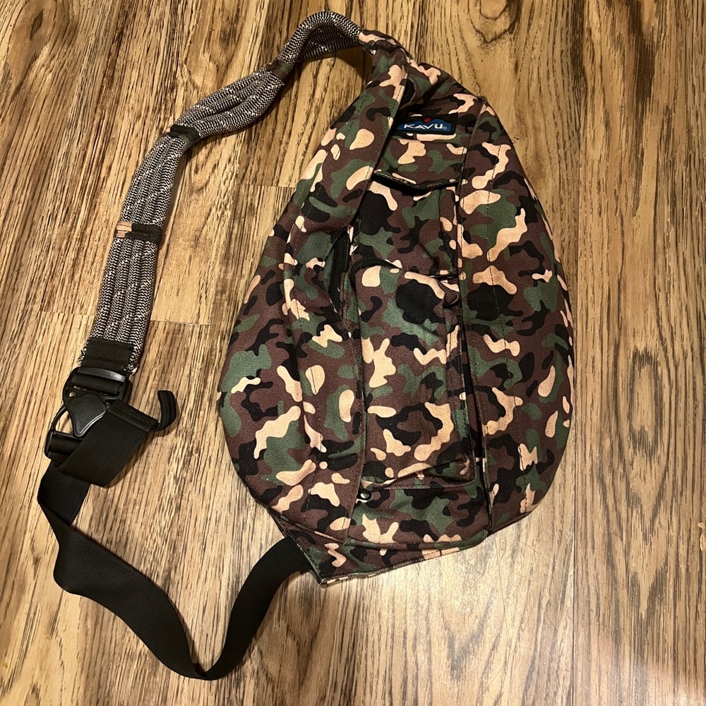 Kavu camo sling backpack gently used, good condition